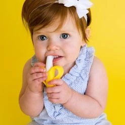 Deals 💯 BABY BANANA INFANT TOOTHBRUSH 😍 -YOKIDOO SALES baby banana baby banana infant toothbrush 3